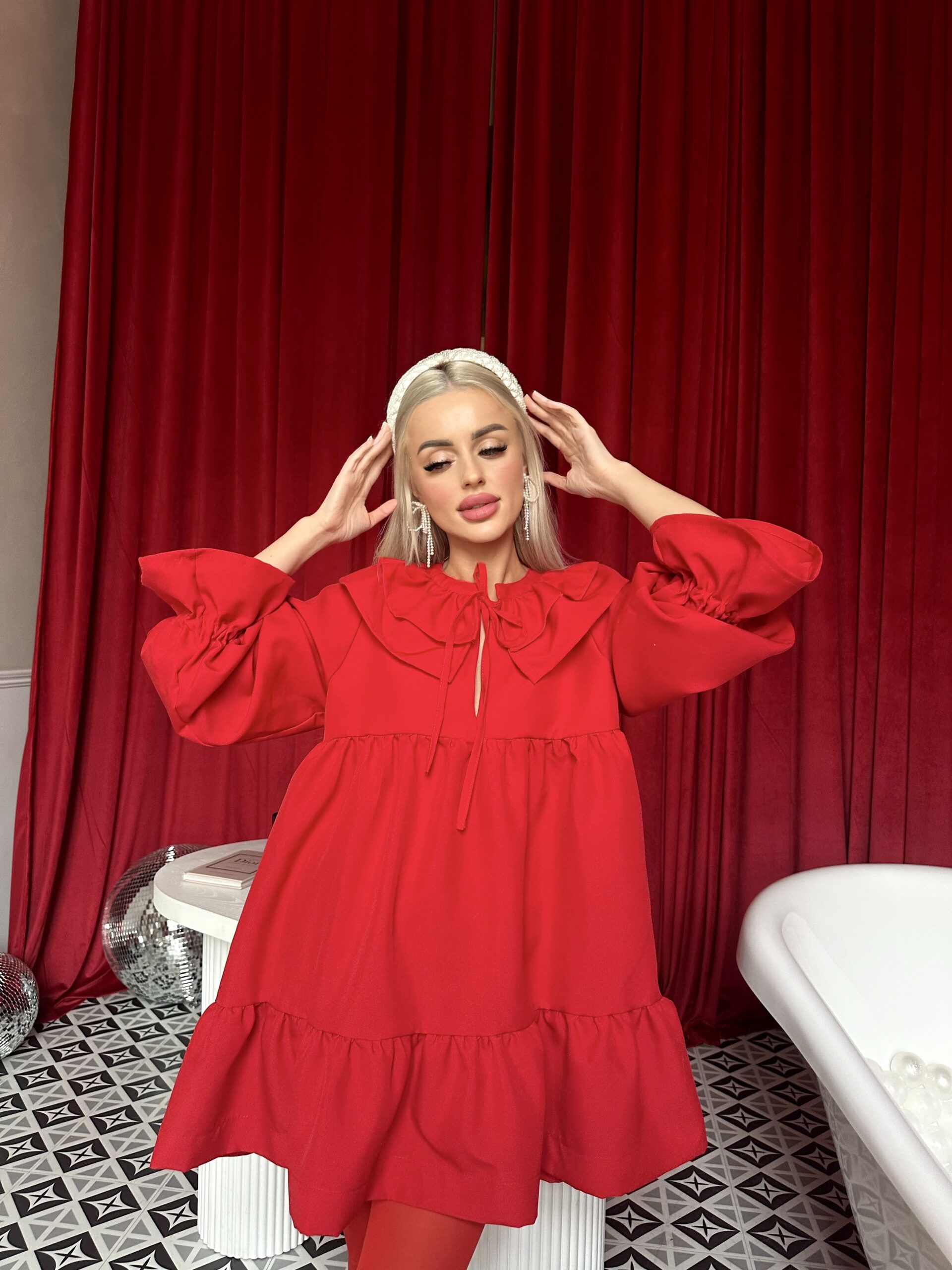 XMAS red